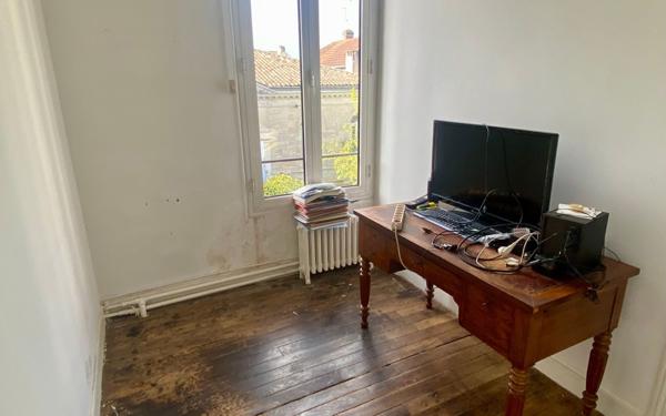 Maison à vendre    8 pièces • 164 m2 Bordeaux