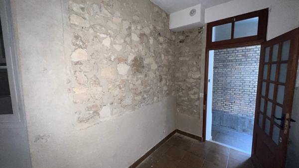 75015 PARIS, Rue du Commerce - Local 20 m² sur cour