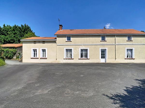 Maison Beaupreau En Mauges 6 pièce(s) 150 m2