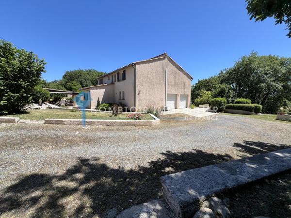 Maison
                                                                                                                                                                                                                                                                                                                        8 pièce(s)                                                                                                                                                                                                          6 chambre(s)                                                                                                                                                                                                          192.4  m²