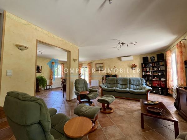 Maison
                                                                                                                                                                                                                                                                                                                        8 pièce(s)                                                                                                                                                                                                          6 chambre(s)                                                                                                                                                                                                          192.4  m²