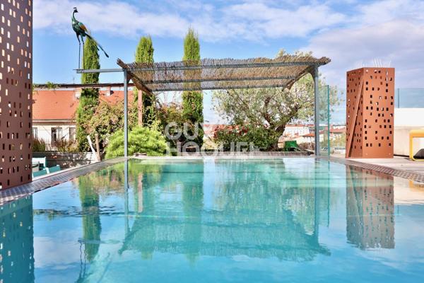 Rooftop- toit terrasse avec piscine et garage en sous sol
