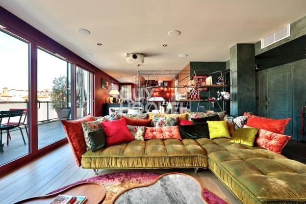 Rooftop- toit terrasse avec piscine et garage en sous sol