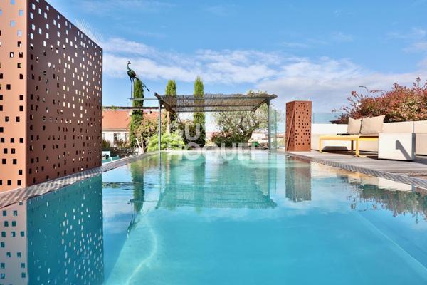 Rooftop- toit terrasse avec piscine et garage en sous sol