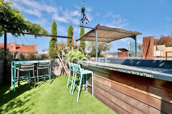 Rooftop- toit terrasse avec piscine et garage en sous sol