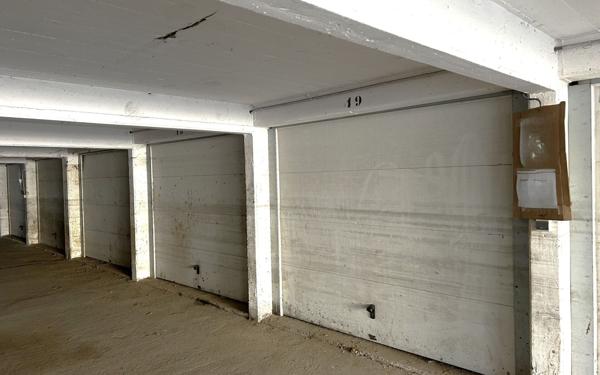 Stationnement à vendre    13,60 m2 Givors