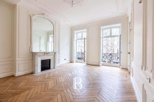 Paris 8ème, Appartement 3 Chambres -  255 m² à vendre