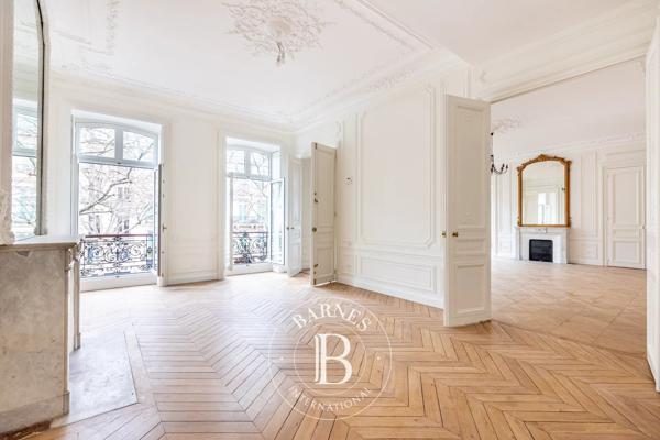 Paris 8ème, Appartement 3 Chambres -  255 m² à vendre