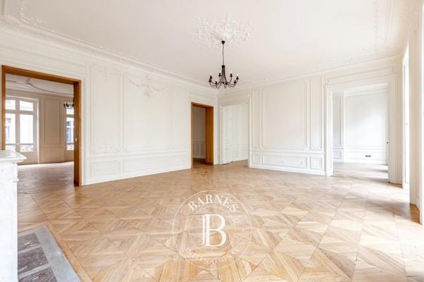 Paris 8ème, Appartement 3 Chambres -  255 m² à vendre