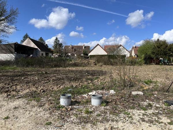 Terrain à vendre 98 360 € Cellettes 829 m² DPE