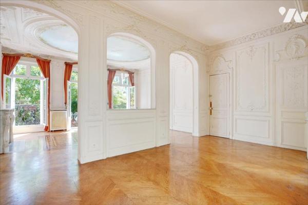 Notaire - Duplex - Cité des Fleurs PARIS XVIIème - Exclusivité