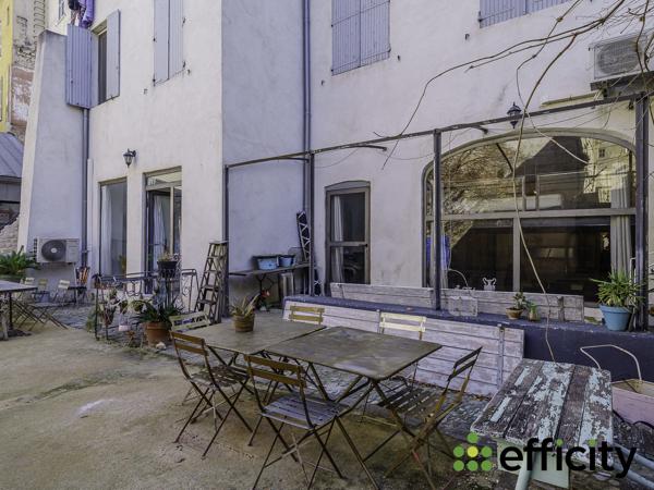 Local Commercial 5 pièces - 139 m²
