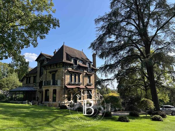 Yerres, Maison 7 Chambres -  473 m² à vendre