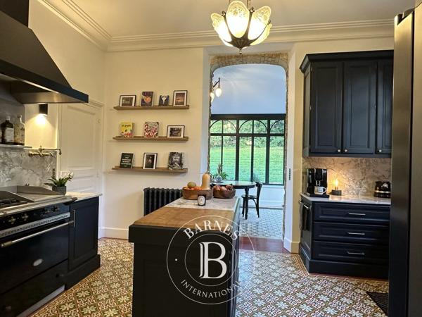 Yerres, Maison 7 Chambres -  473 m² à vendre
