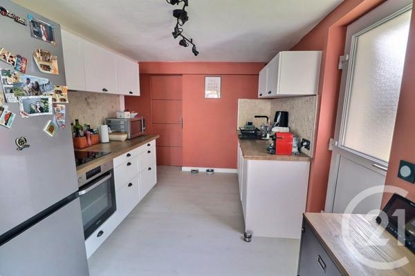 Appartement T3 à vendre  3 pièces - 75 m2 PUGET SUR ARGENS - 83