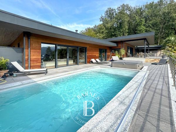 Aix-les-Bains, Maison 5 Chambres -  400 m² à vendre