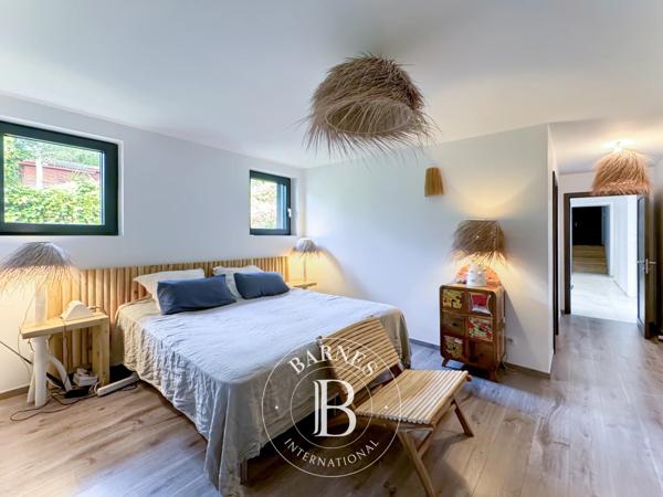 Aix-les-Bains, Maison 5 Chambres -  400 m² à vendre
