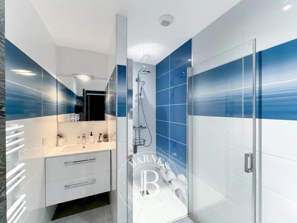 Aix-les-Bains, Maison 5 Chambres -  400 m² à vendre