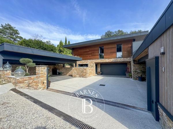 Aix-les-Bains, Maison 5 Chambres -  400 m² à vendre