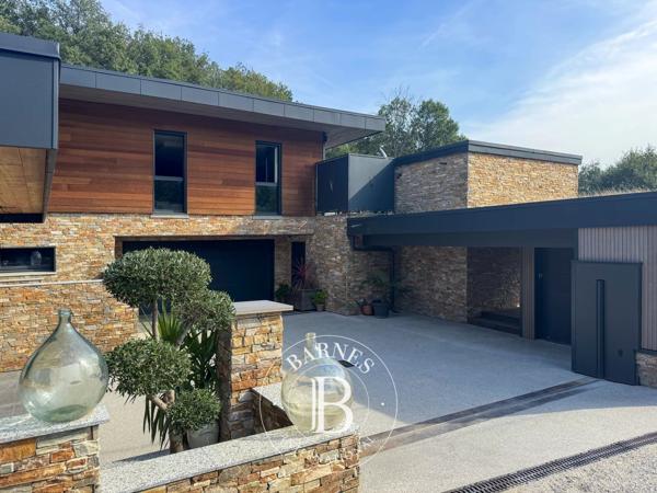 Aix-les-Bains, Maison 5 Chambres -  400 m² à vendre