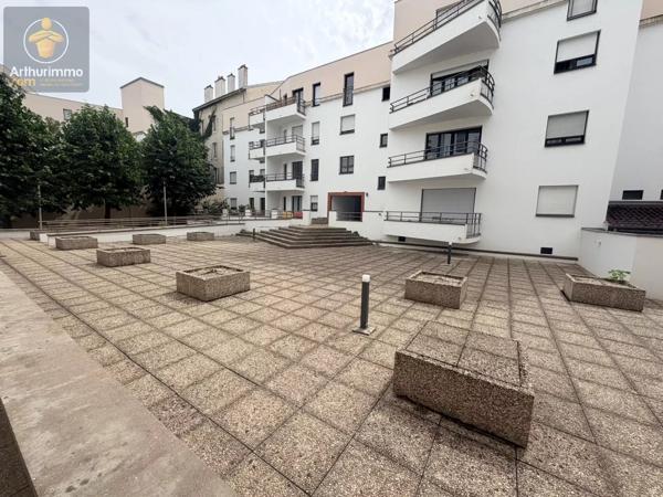 Vente                                                      Appartement
                        
                     2 pièces                      47 m2                     à Nancy