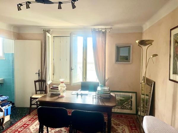 Apt (84400) Provence - APT au calme Maison d'environ 104m² sur terrain de 277m², proche commodités et sur les hauteurs d'A