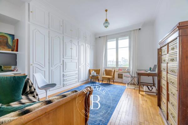 Paris 17ème, Appartement 6 Chambres -  241 m² à vendre