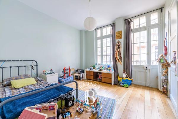 Paris 17ème, Appartement 6 Chambres -  241 m² à vendre