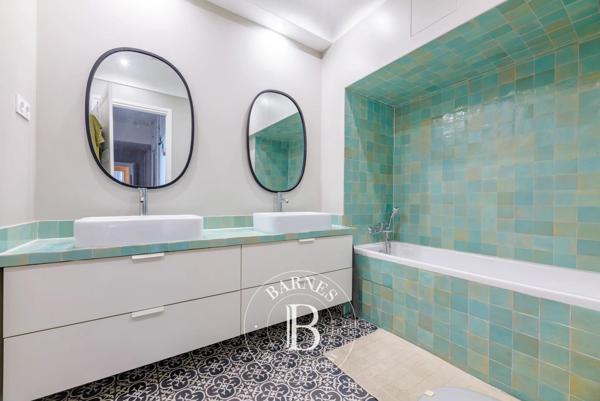 Paris 17ème, Appartement 6 Chambres -  241 m² à vendre