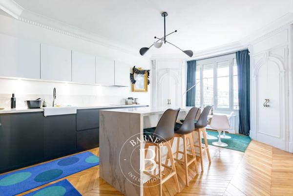 Paris 17ème, Appartement 6 Chambres -  241 m² à vendre