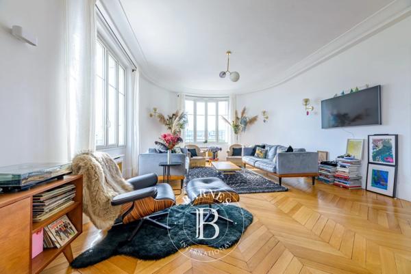 Paris 17ème, Appartement 6 Chambres -  241 m² à vendre