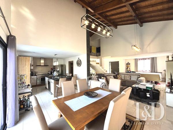 Maison familiale avec piscine