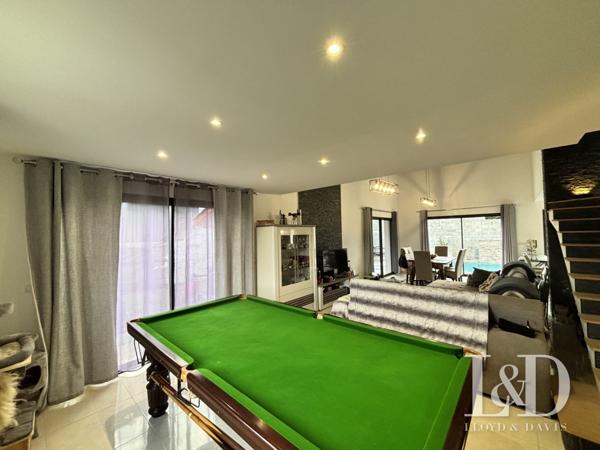 Maison familiale avec piscine