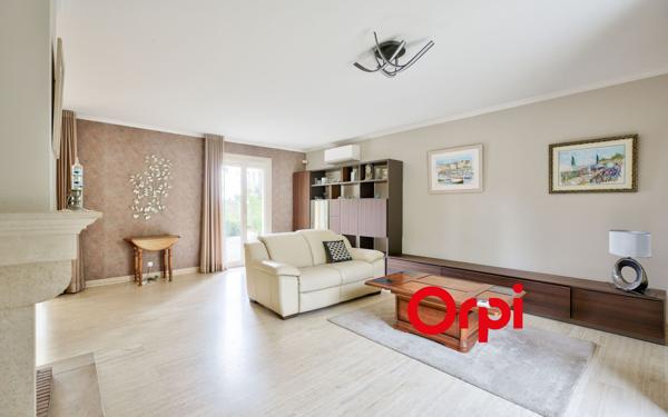 Maison à vendre    5 pièces • 118 m2 Tassin-la-Demi-Lune