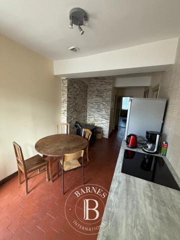 Luzy, Local et fonds de commerce  244 m² à vendre
