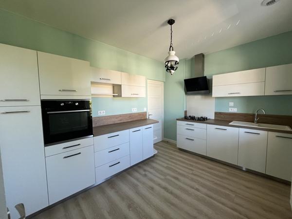 Maison à vendre |  Saint-Amand-Montrond |  5 pièces | 130 m²