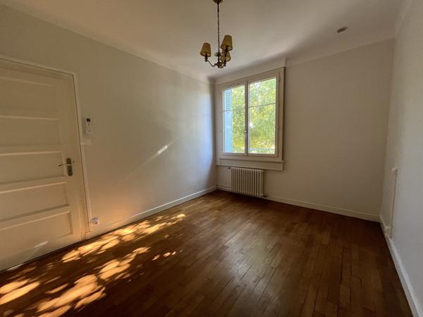 Maison à vendre |  Saint-Amand-Montrond |  5 pièces | 130 m²