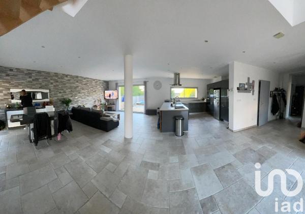 Maison à vendre 5 pièces 191 m² Montholon