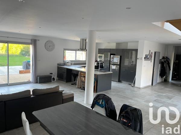 Maison à vendre 5 pièces 191 m² Montholon