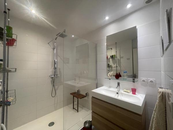 ARLES à vendre : appartement traversant T3 avec une belle vue sur le Rhône