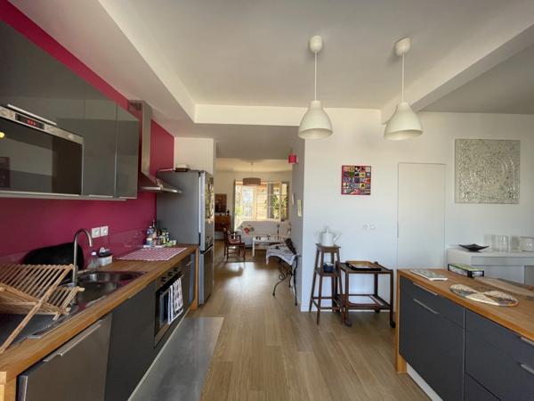ARLES à vendre : appartement traversant T3 avec une belle vue sur le Rhône