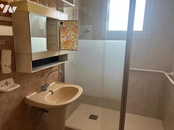 CHANGE, Maison sur sous-sol