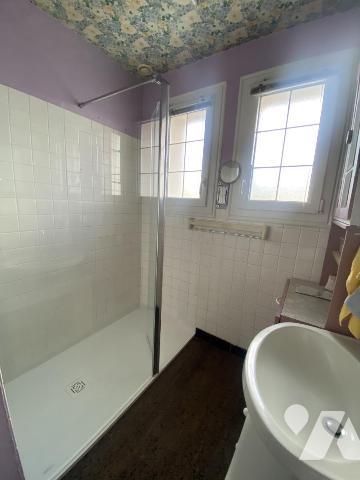 A VENDRE - MAISON D'HABITATION - ERNEE 