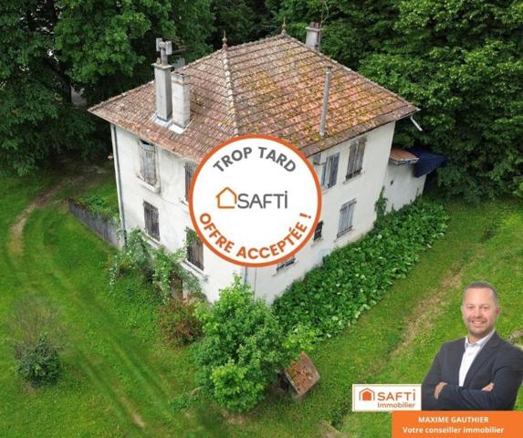 Maison Nivolas Vermelle 5 pièce(s) 184 m2 , Nivolas vermelle et son garage de 109m²