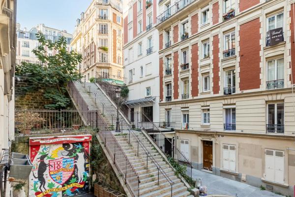 Appartement Paris 18 e - CAULAINCOURT / FRANCŒUR