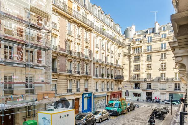 Appartement Paris 18 e - CAULAINCOURT / FRANCŒUR