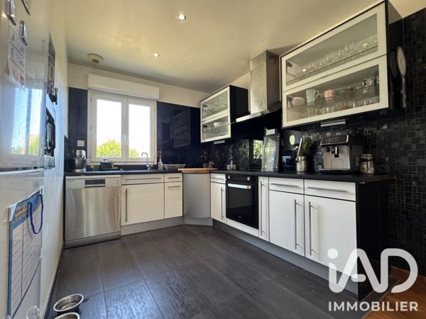 Maison à vendre 6 pièces 132 m² Bazincourt-sur-Epte