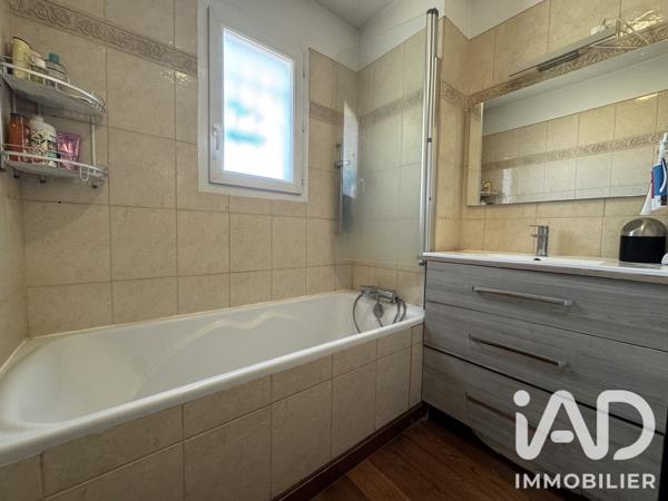Maison à vendre 6 pièces 132 m² Bazincourt-sur-Epte