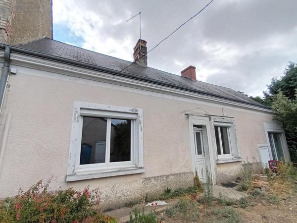 Maison à vendre à Savigné-sous-le-Lude dans la Sarthe (72800), ref : 49041-849