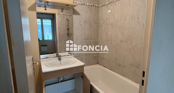 Location Appartement 2 pièces 31.15 m² - ÉTampes 91150